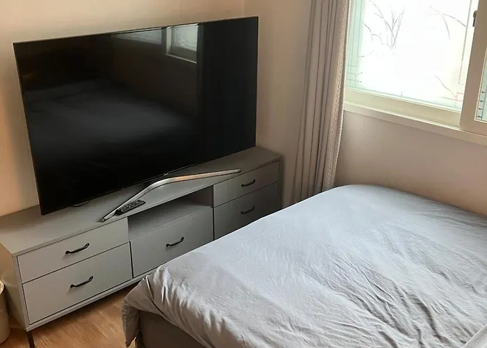 Apartamento 2bed Gangnam, Sinnonhyeon Long-term Travel, Business Trip, Tourist Guide Available Nonhyeon Station Sinnonhyeon Station 10 Minutes On Foot Seúl